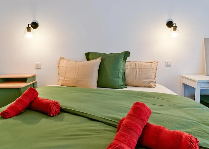 Flora - Hypercentral Trip Cozy - By Tgb * Ajaccio (Corsica)